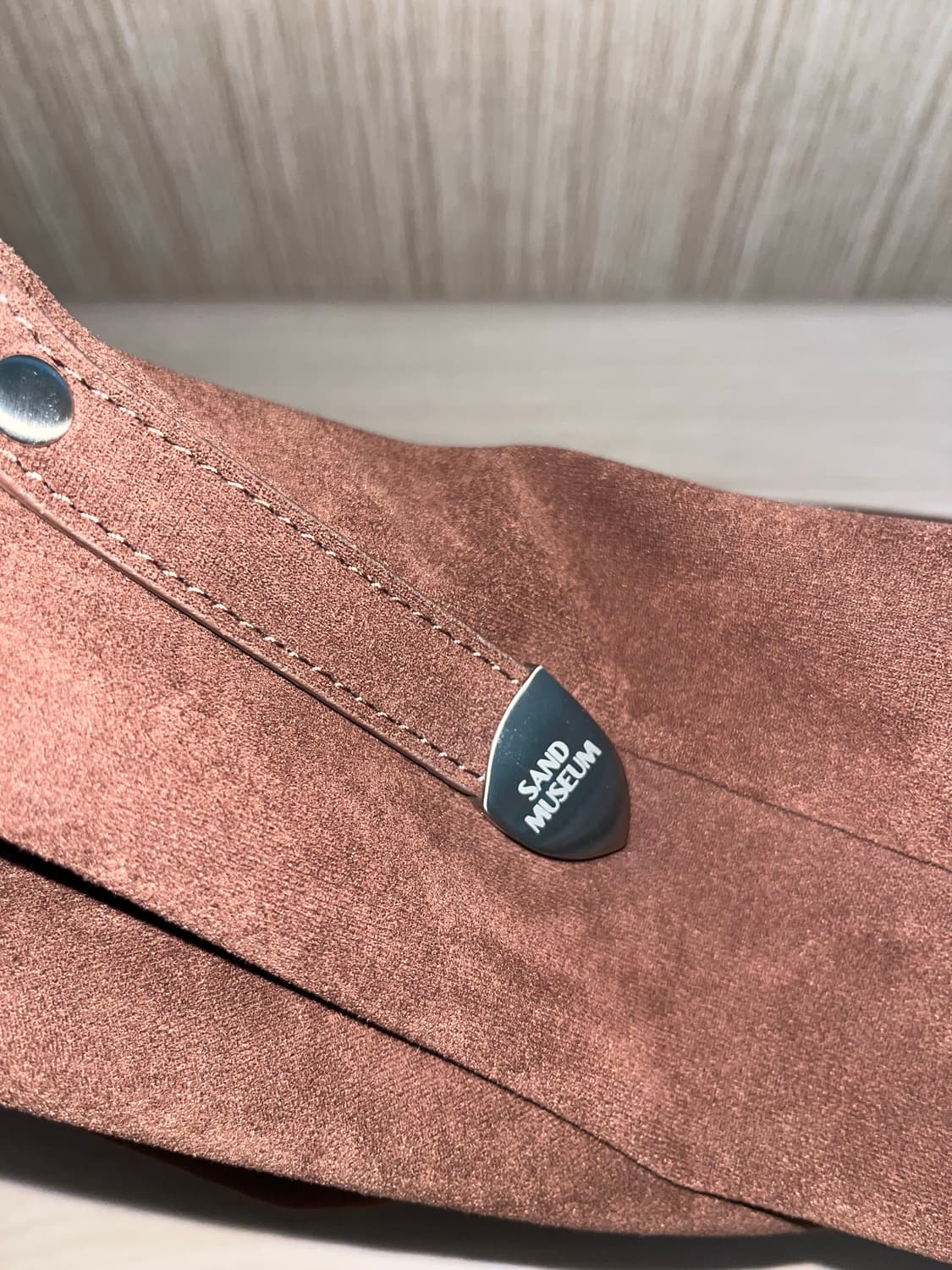 샌드뮤지엄 호보백 suede brown cactus hobo bag 상품이미지7