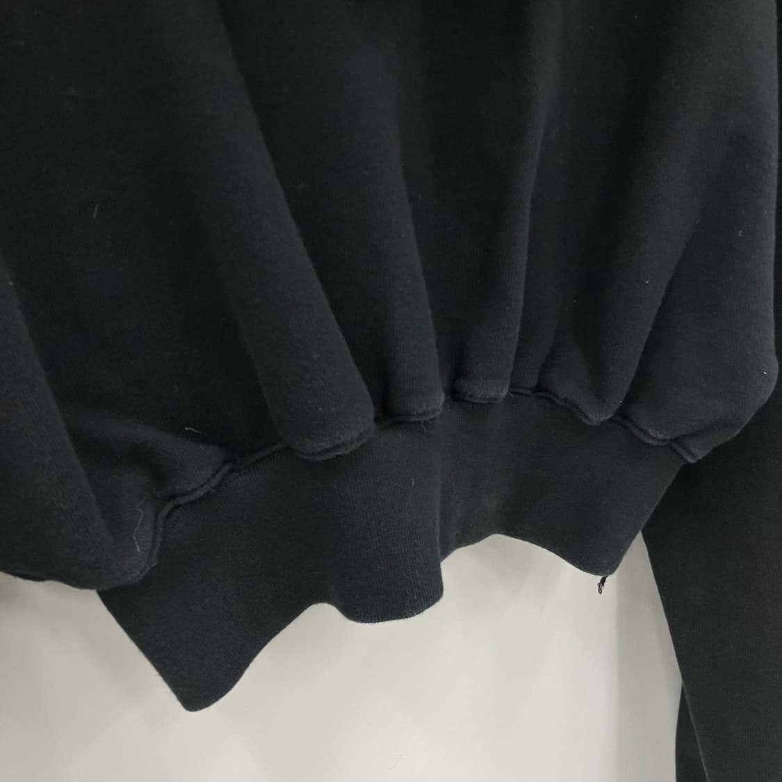 우알롱 블랙 시그니처 크롭 후드 집업 XS 상품이미지5