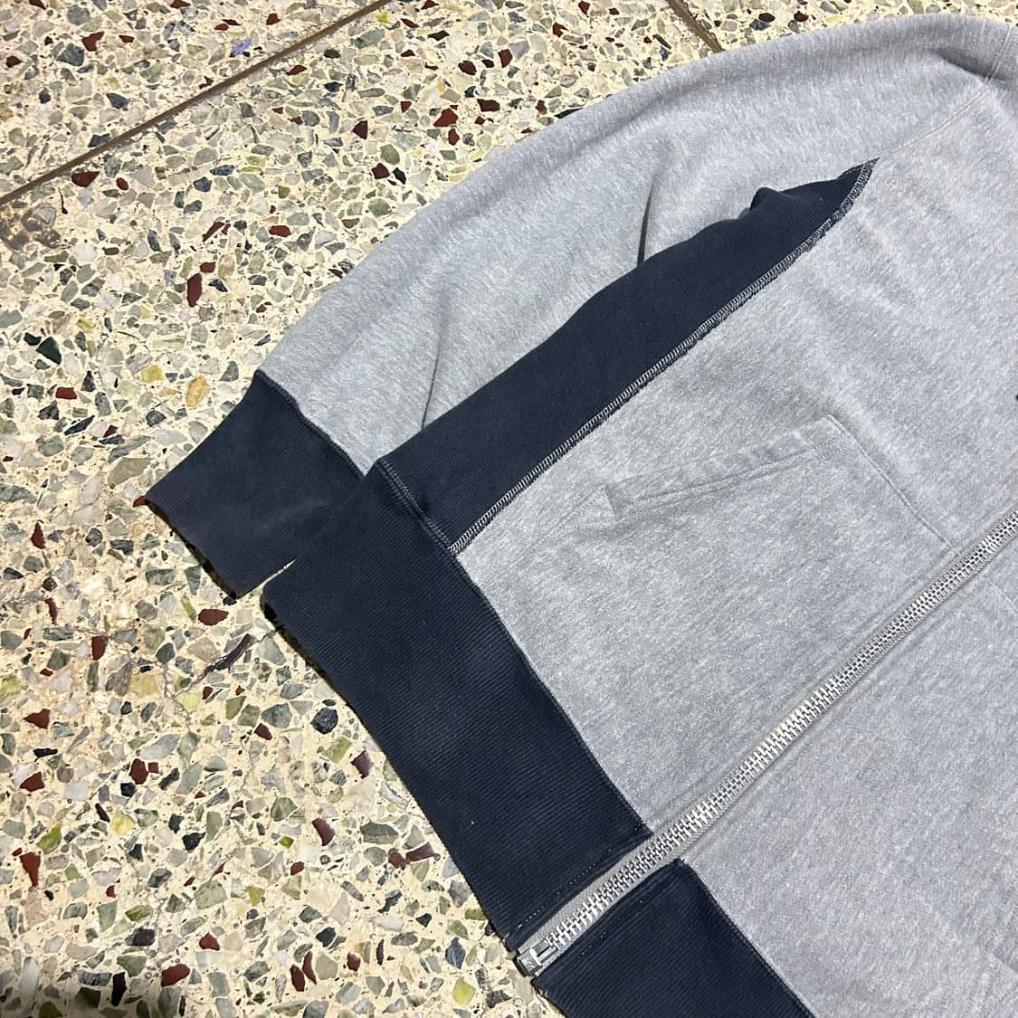 챔피온(CHAMPION) 리버스위브 올드스쿨 프린팅 후드집업 상품이미지3