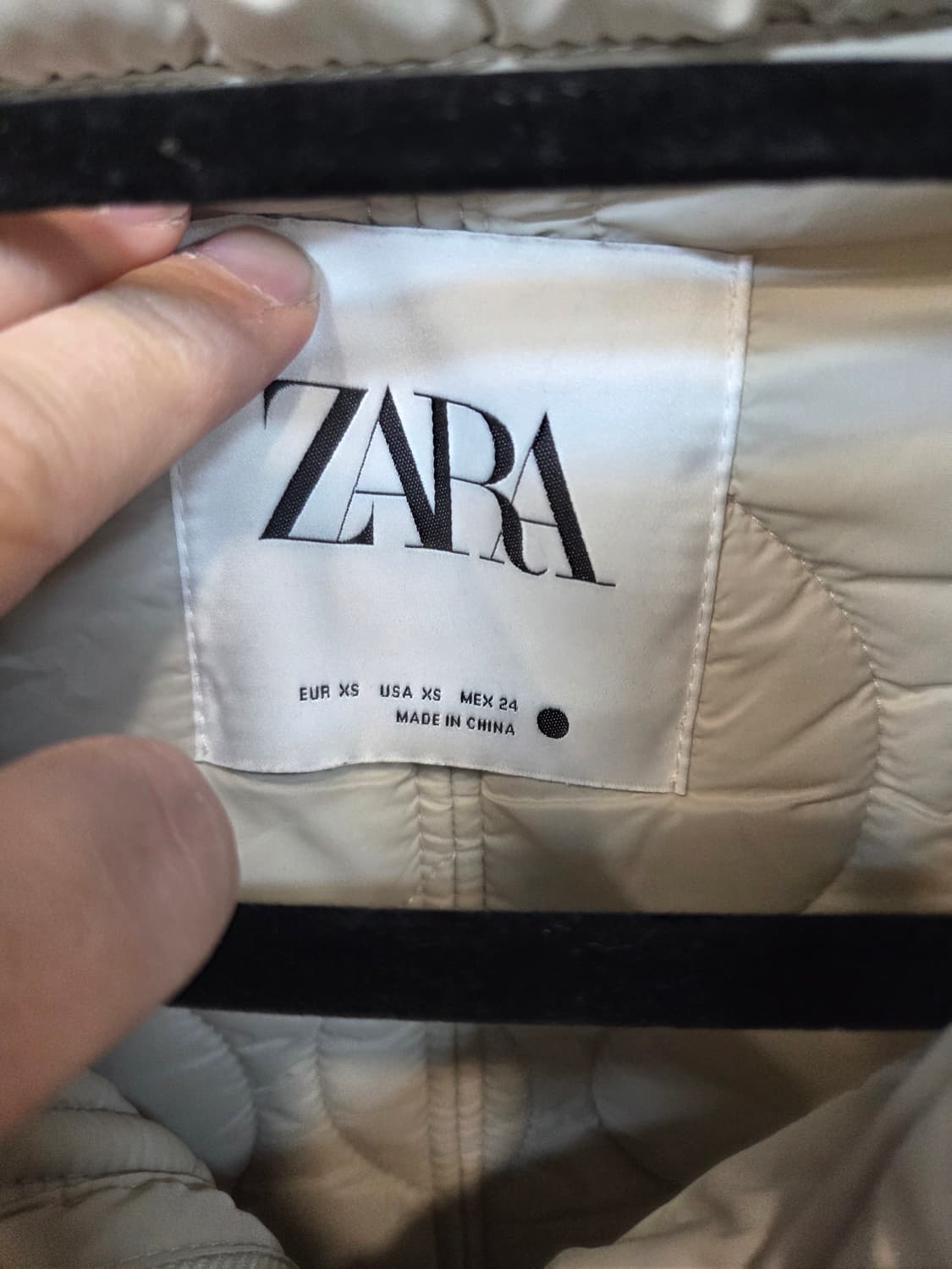 자라 드로스트링 퀄팅 조끼 베스트 s 상품이미지3