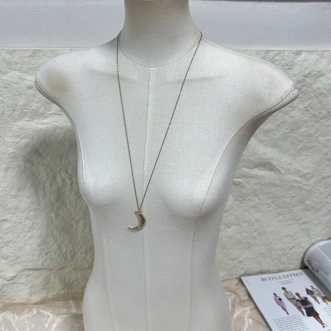 빈티지 달 오리엔탈 용골체인 목걸이 상품이미지1