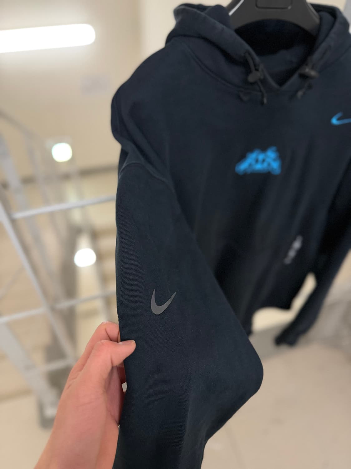 나이키 x 오프화이트 [정품] 후드티(시세 40만)XXL(105ㅡ110) 상품이미지5