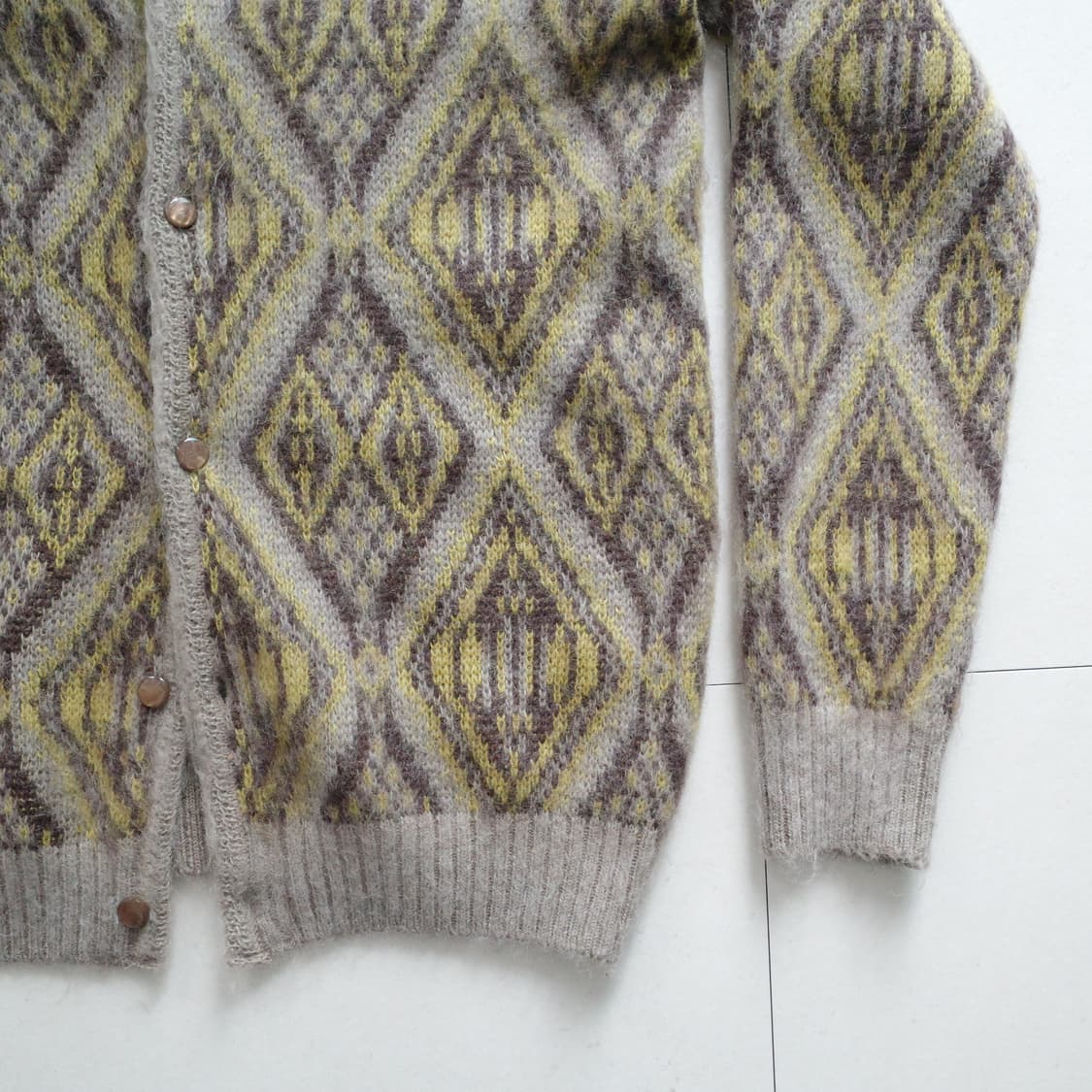 니들스 모헤어 가디건 다이아몬드 베이지 M 상품이미지2