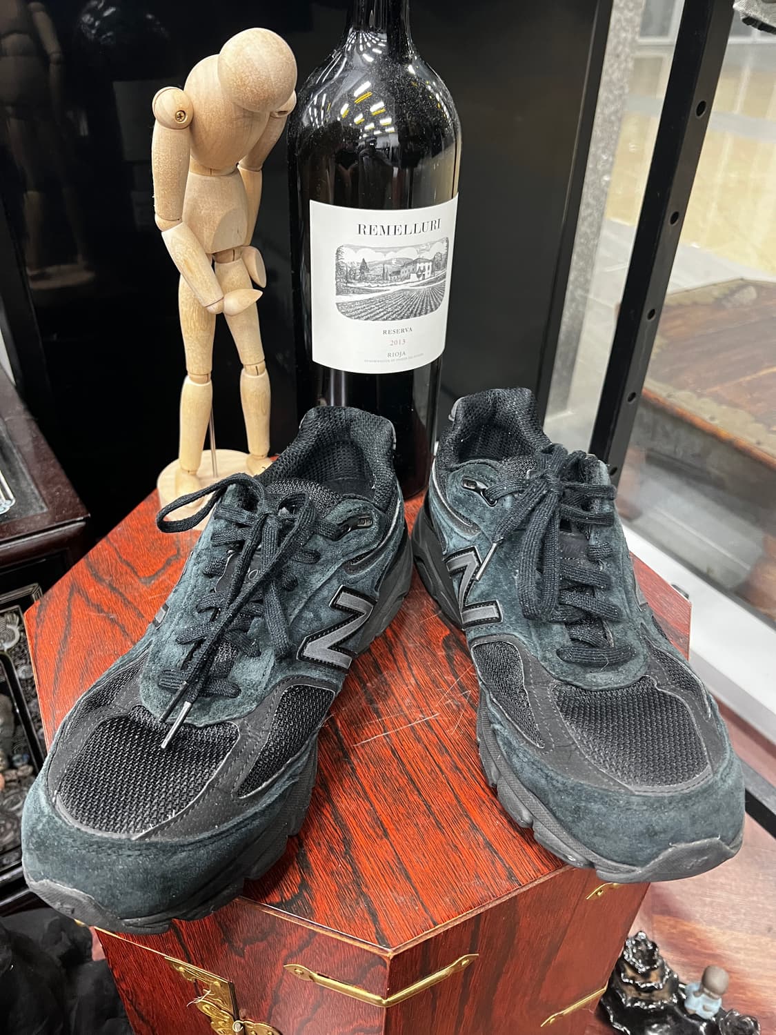 뉴발란스 990v4 블랙 스웨이드 메이드 인 USA size260 상품이미지4