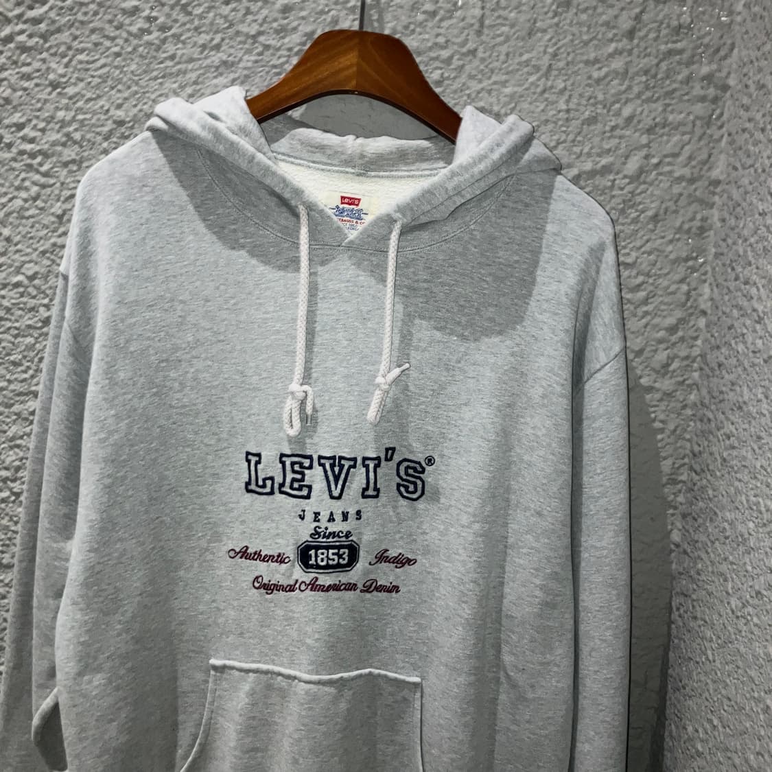 리바이스 스펠아웃 후드티 상품이미지4
