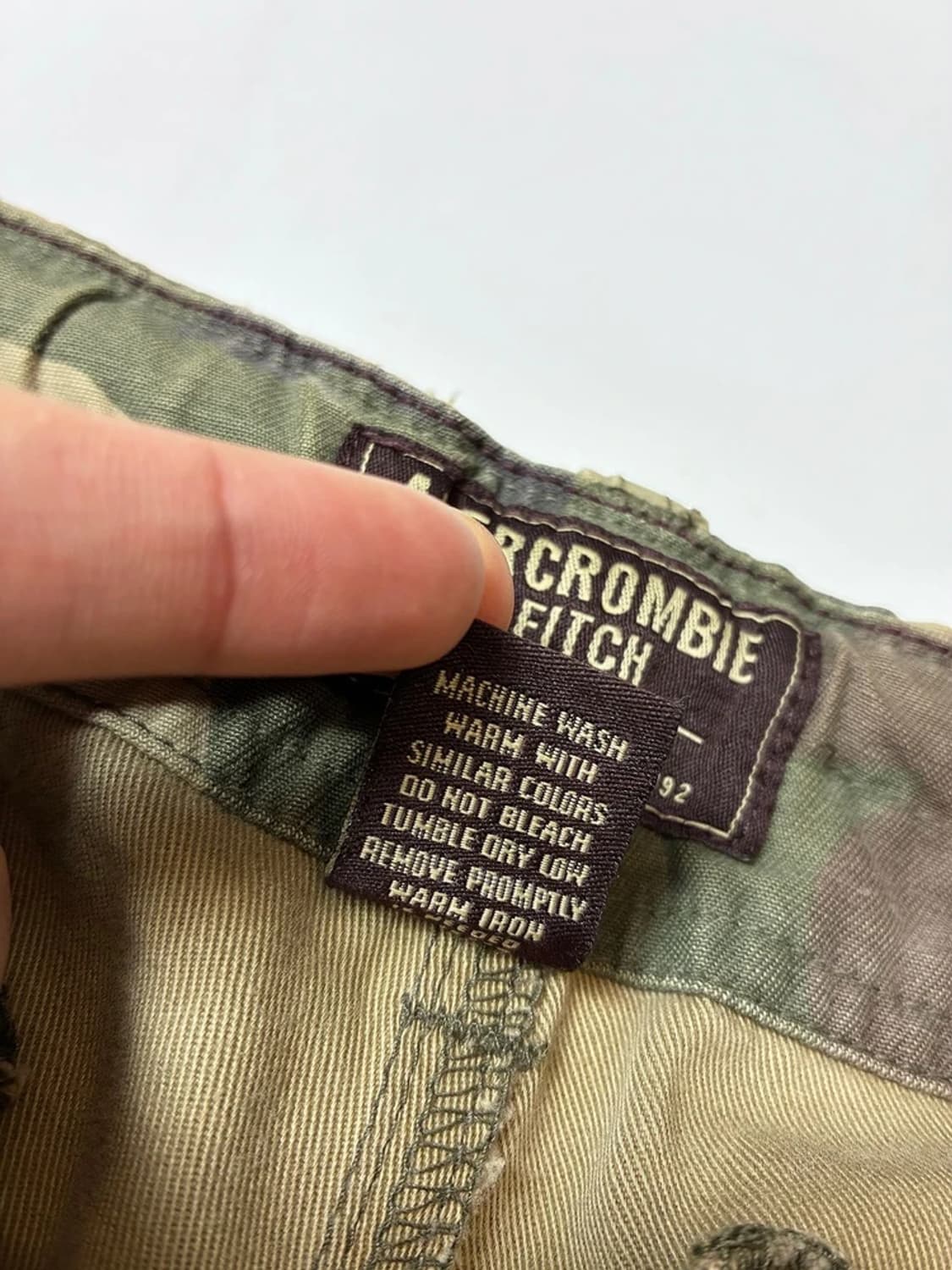 아베크롬비 앤 피치 00's 카모 패턴 카고 와이드 반바지 PN9076 상품이미지10