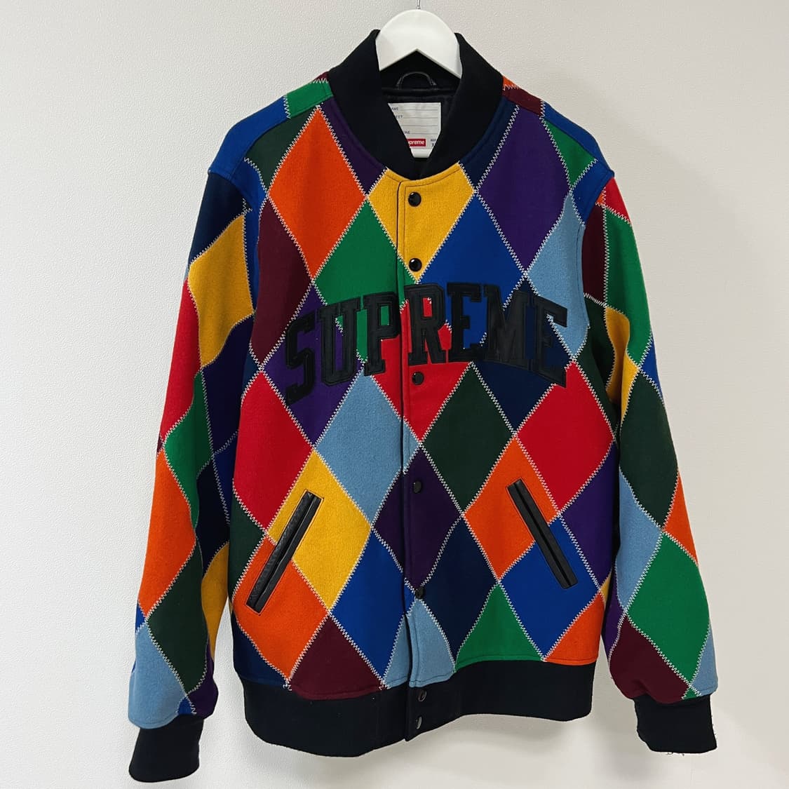 슈프림 15FW 할리퀸 울 바시티 자켓 멀티 상품이미지1