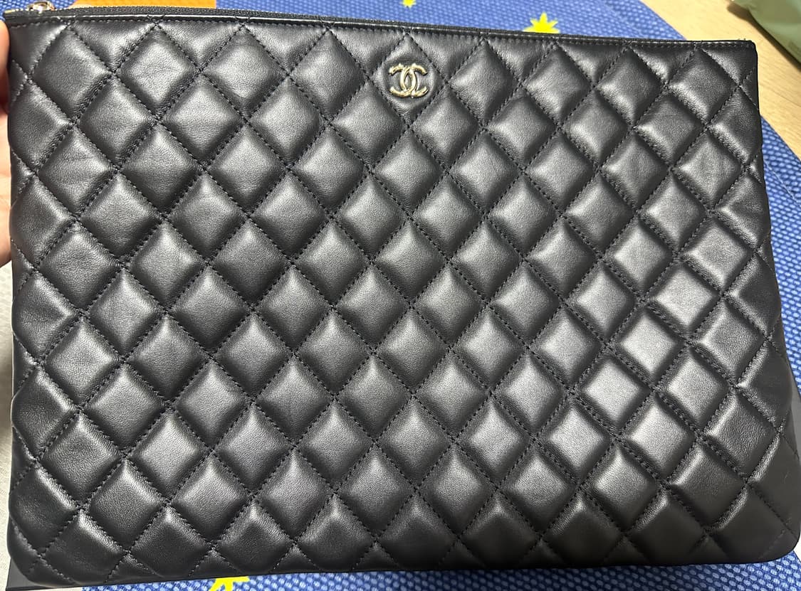 샤넬 램스킨 클러치 라지 금장 상품이미지1