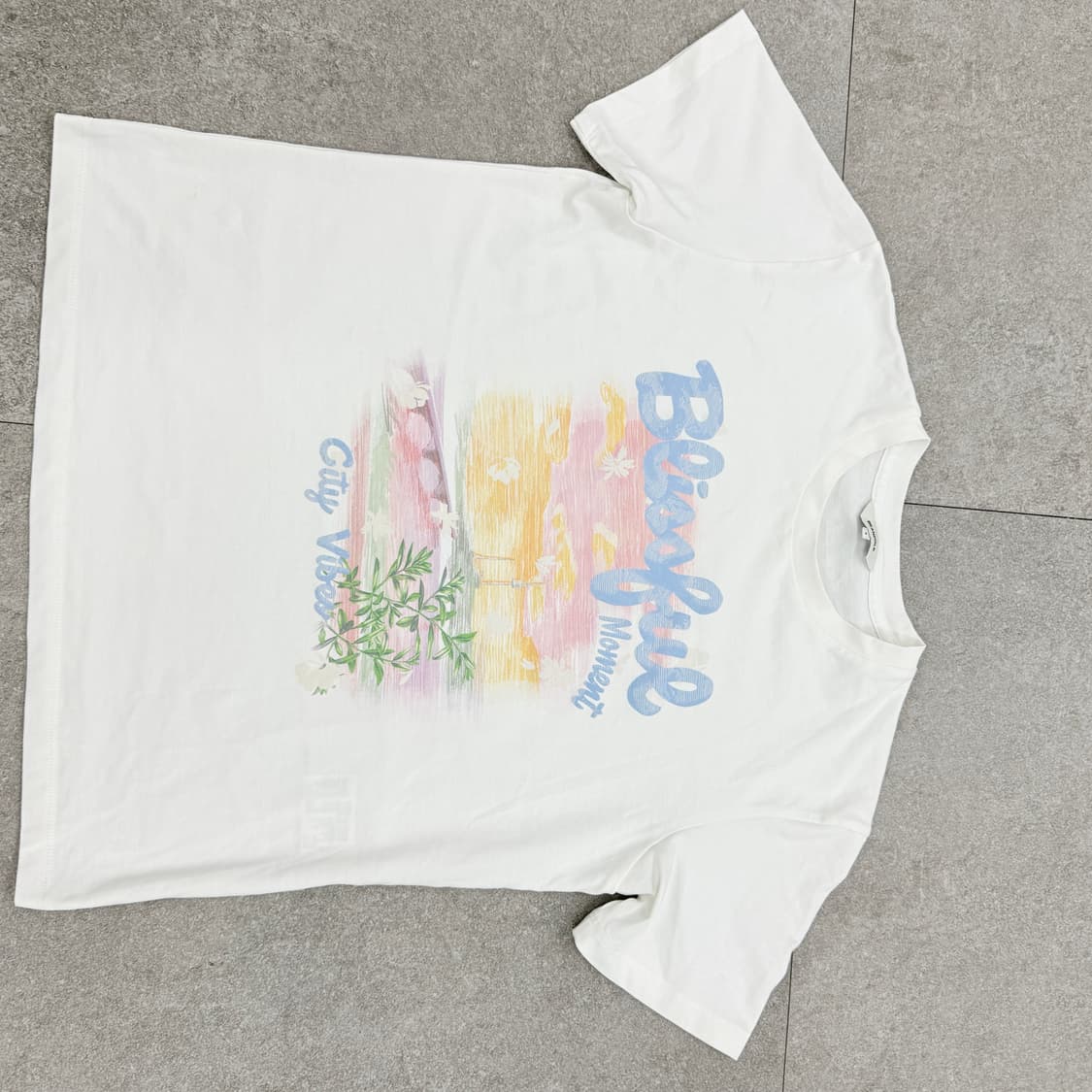 빈폴 반팔 티셔츠(화이트) 그래픽 프린팅 티셔츠  상품이미지3