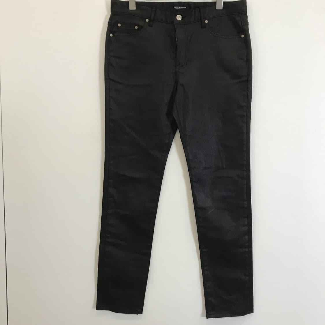 피스워커 슬림핏 블랙코팅진 [34인치] 상품이미지1