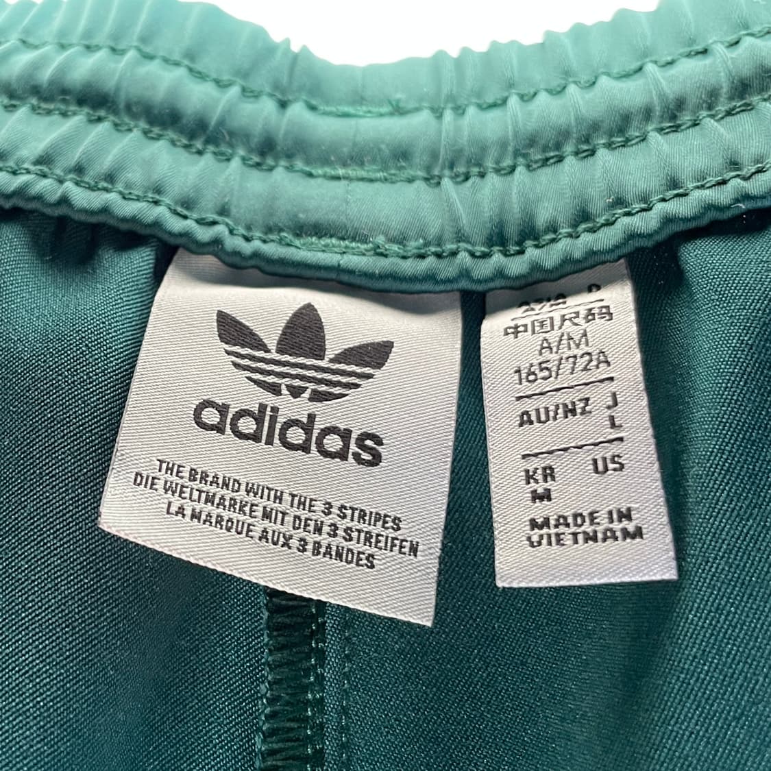 (새상품) Adidas 아디다스 새틴 트랙 쇼츠 M (정가 55,000원 상품이미지4