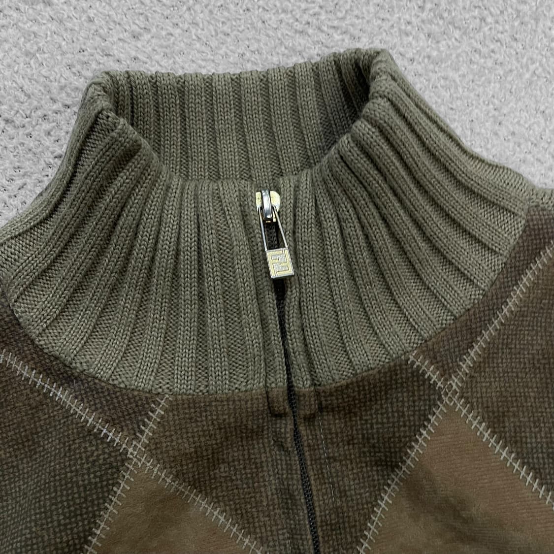 펜디 Fendi 00s 아카이브 아가일 니트 집업 베이지 상품이미지4