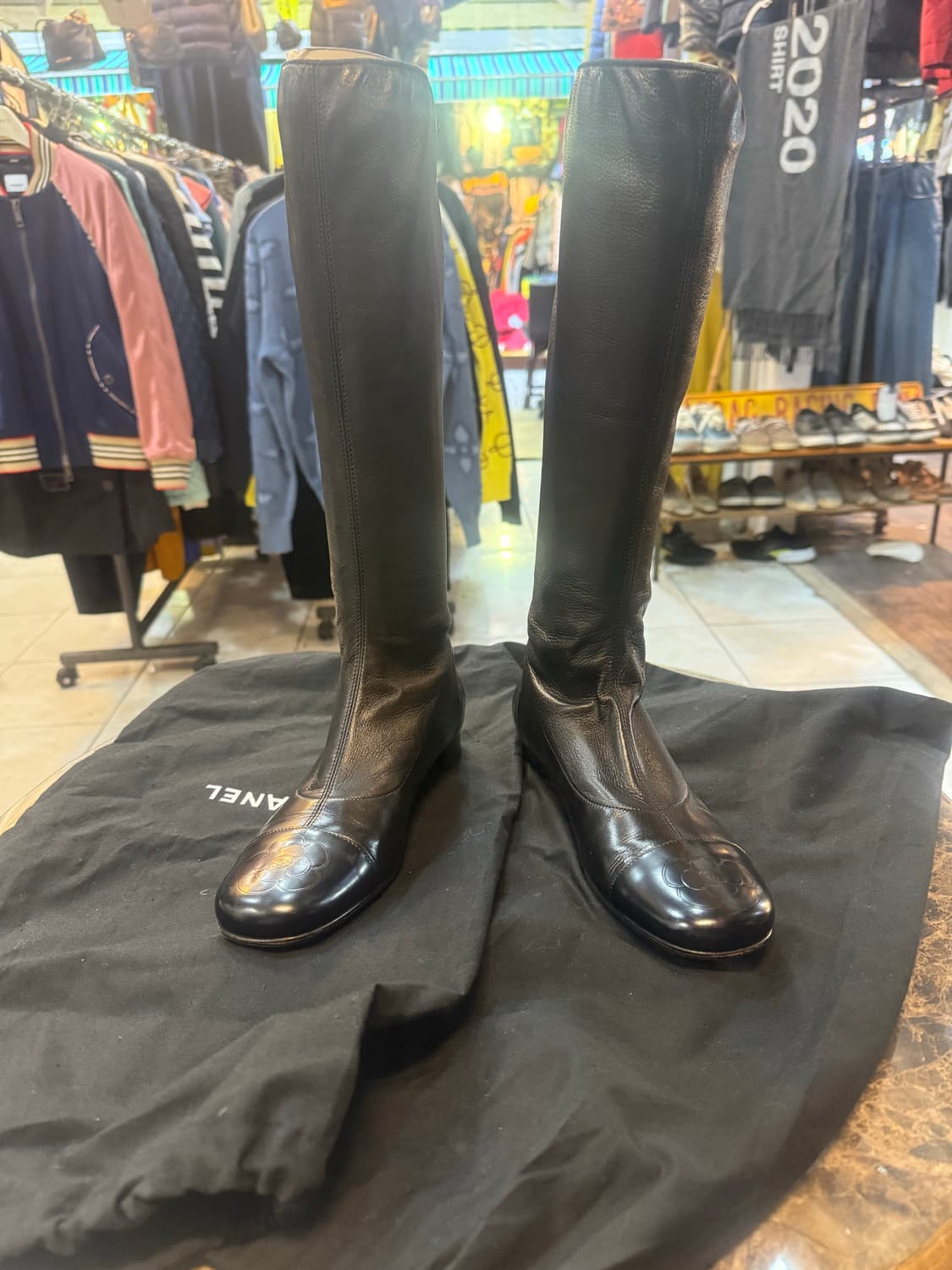 36반/230 정품 샤넬 까멜리아 부츠 팝니다 상품이미지1