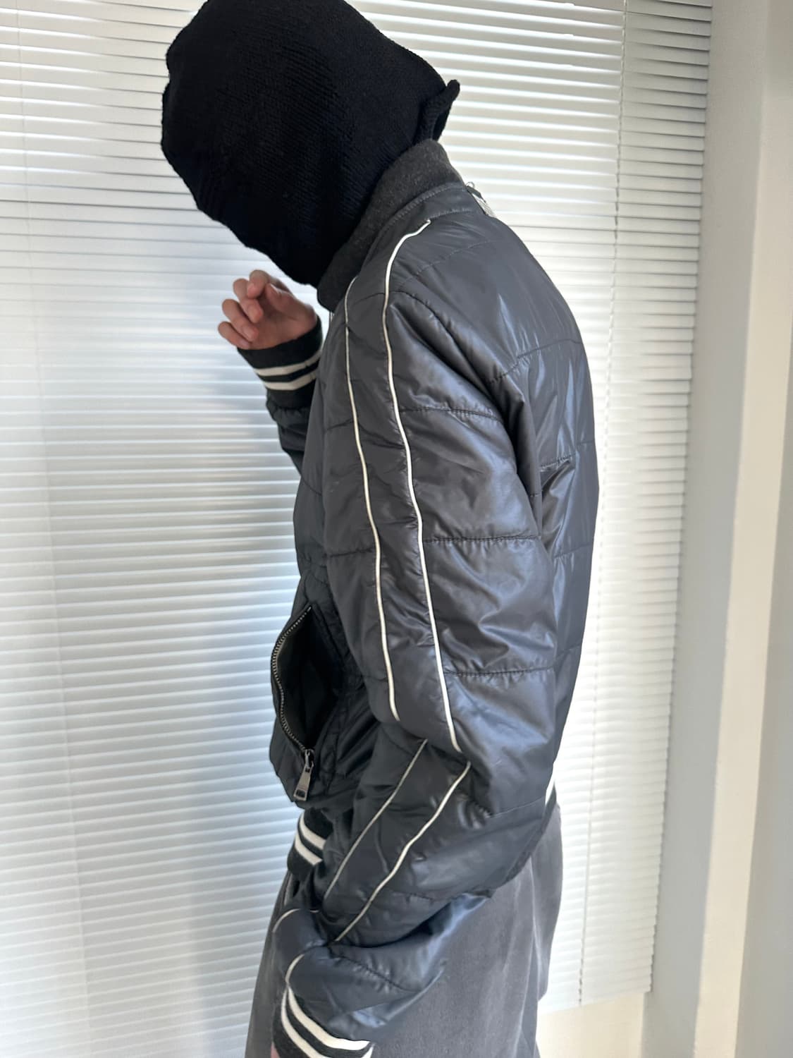 돌체앤가바나 2000s 애쉬 블루 하이넥 봄버 자켓 상품이미지2