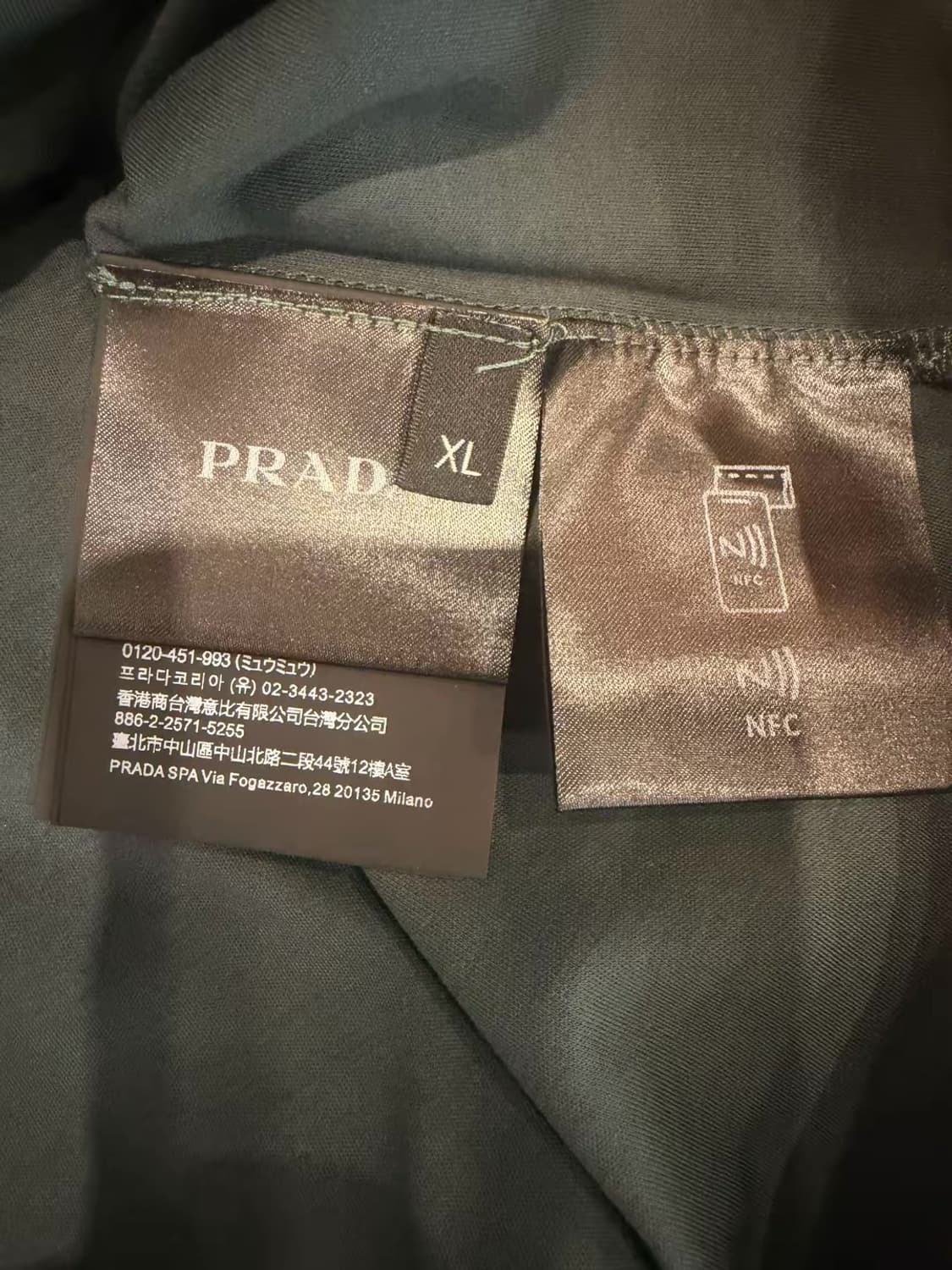 프라다 공용. 캐쥬얼 반팔티  상품이미지8