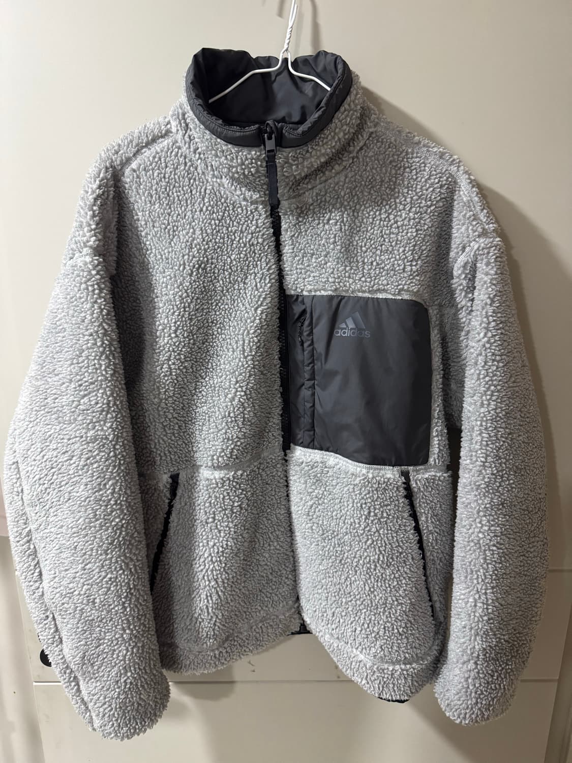 아디다스 리버시블 쉐르파자켓 상품이미지1