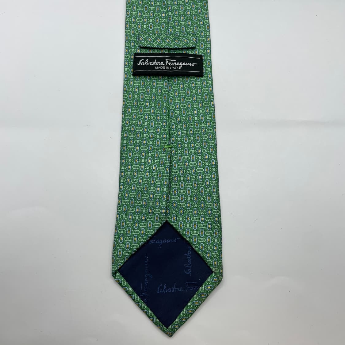 824) (Ferragamo) 살바토레페레가모 패턴 넥타이(미세오염) 상품이미지2
