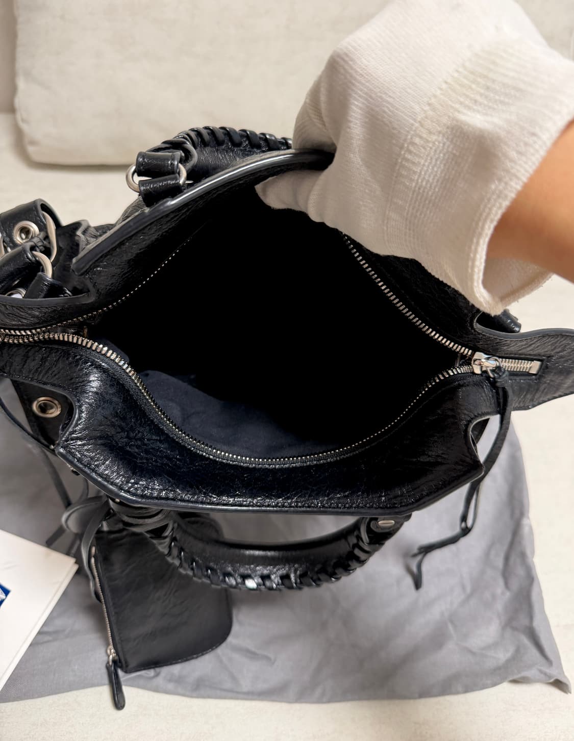 정품 발렌시아가 네오카골 XS 블랙 상품이미지8