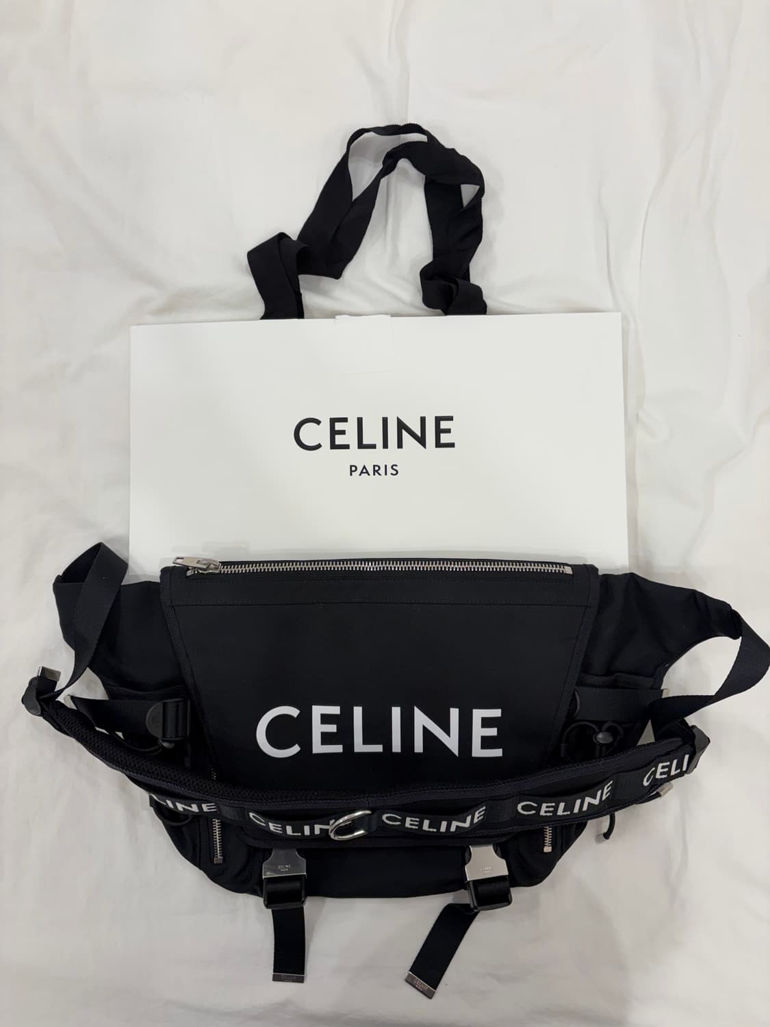 셀린느 크로스백 상품이미지1