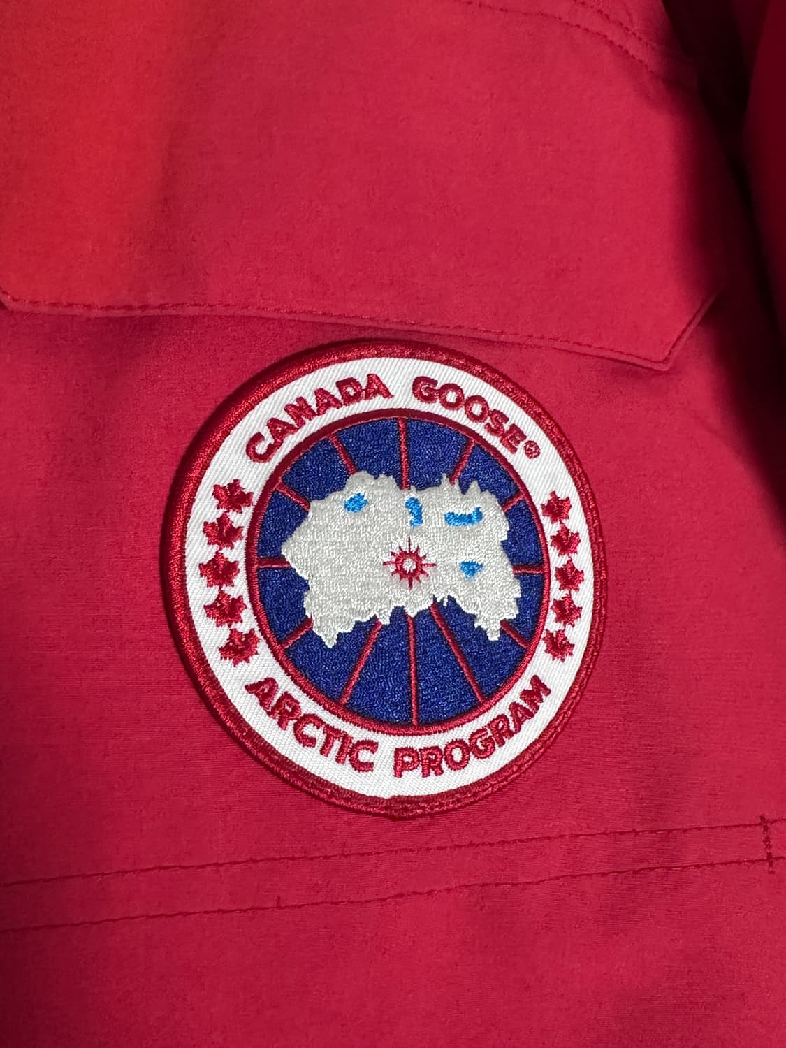 캐나다구스 익스페디션 패딩 레드 상품이미지3