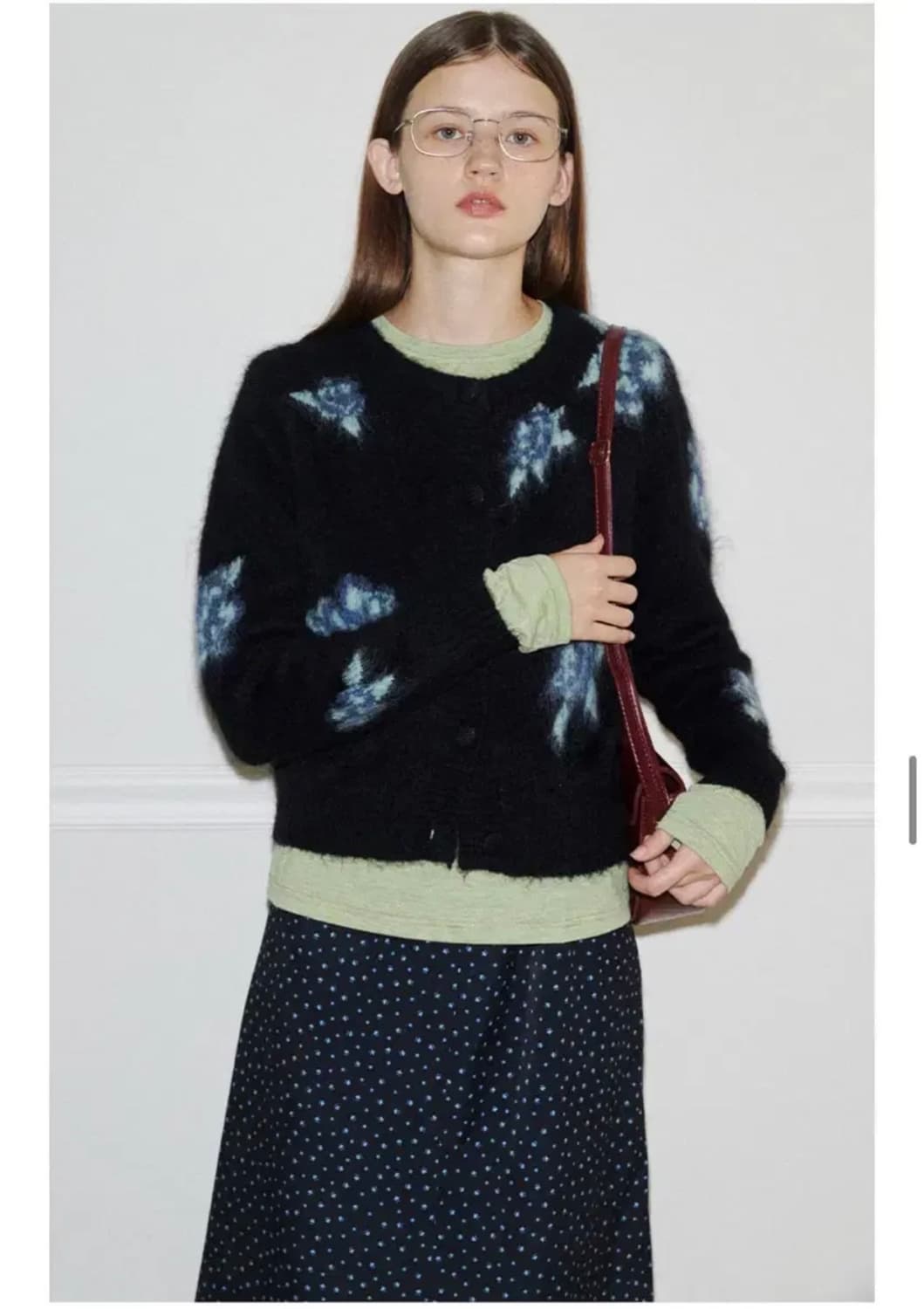 바이탈싸인 헤어리 플라워 메리노울 니트 가디건 상품이미지1