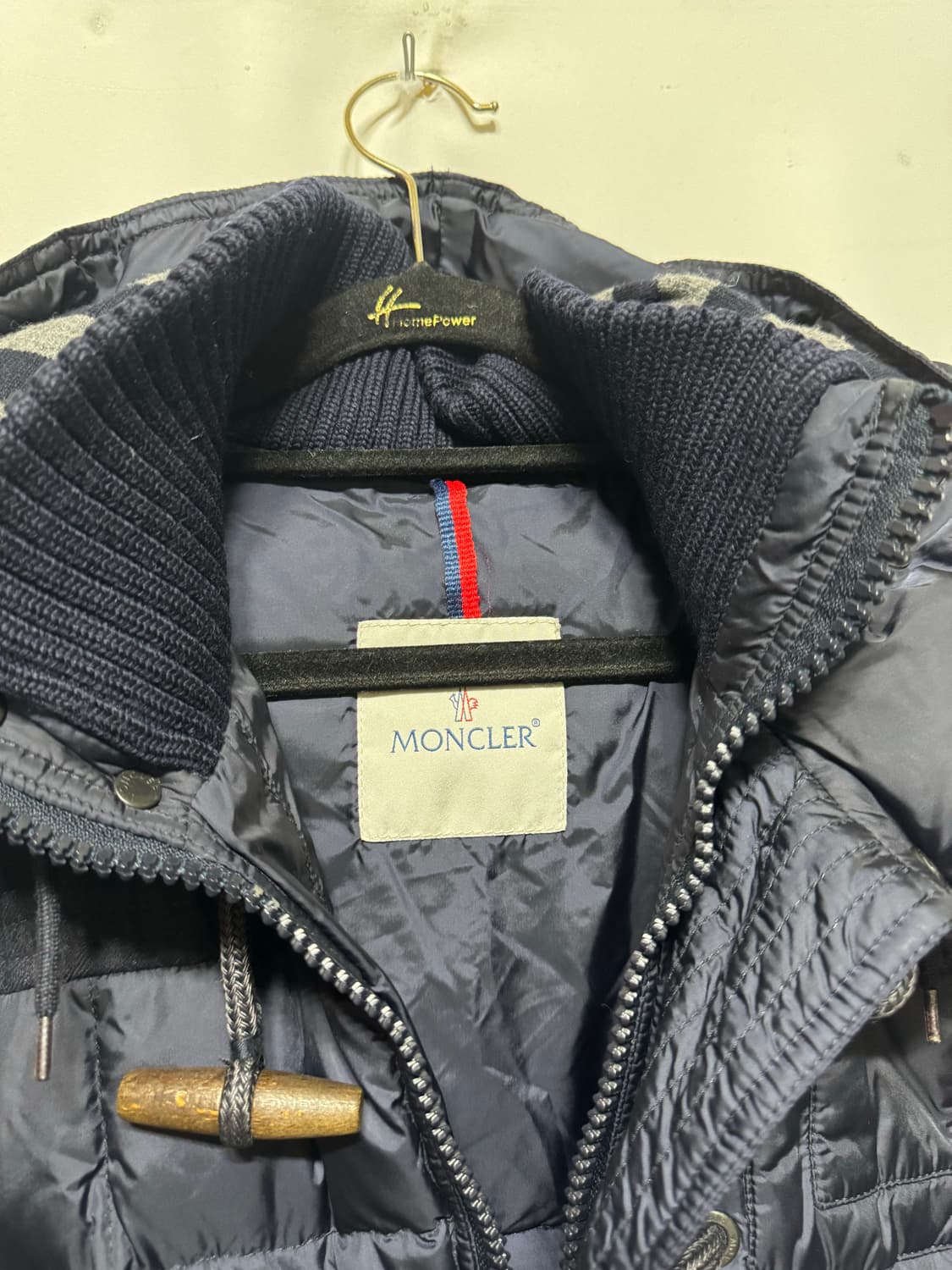 2 몽클레어 버질 떡볶이 단추 패딩 상품이미지7