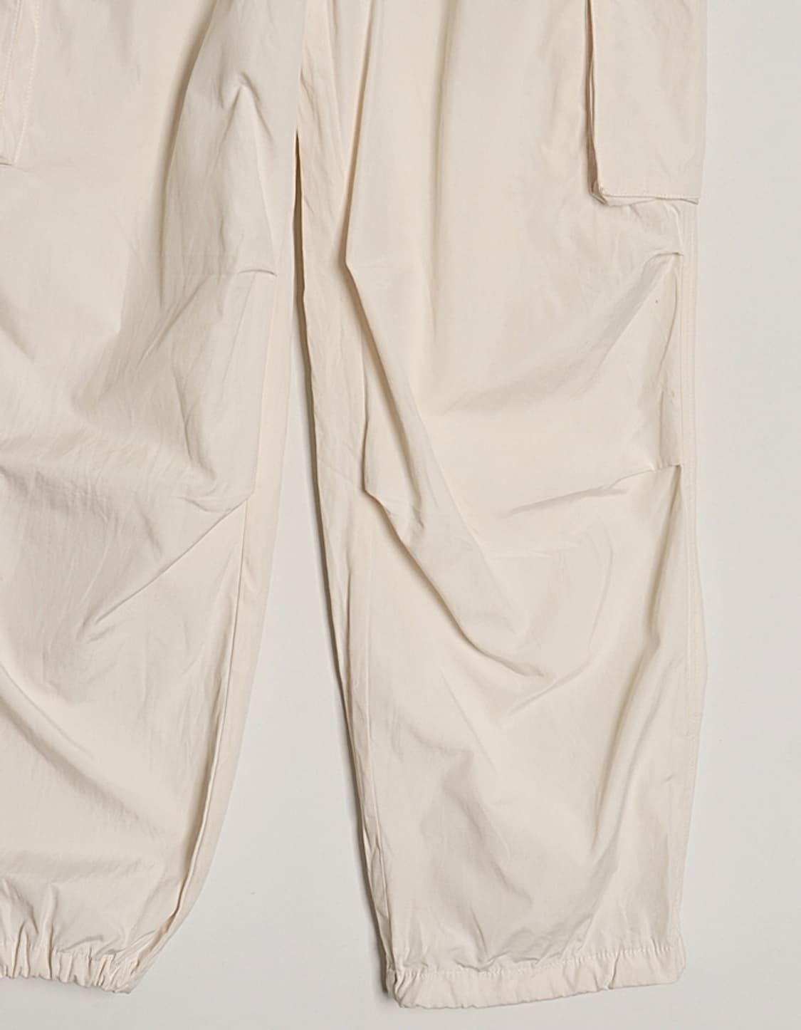 G U Parachutte Cargo Pant (26) 상품이미지5