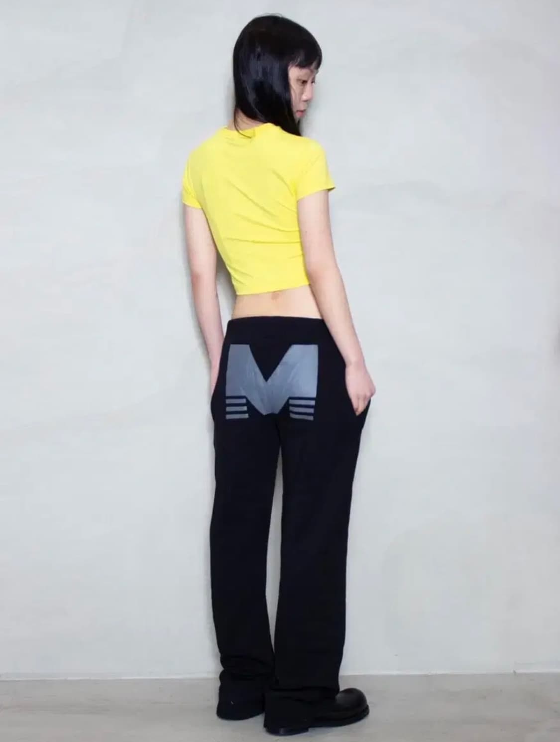 Mowalola 모와로라 스웻 팬츠 상품이미지1