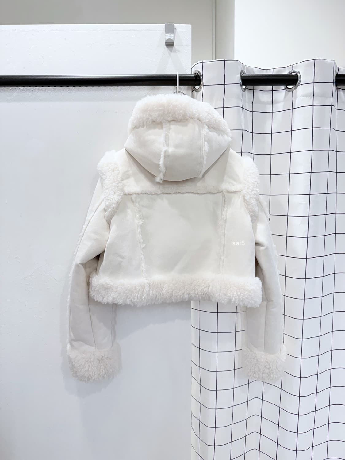 쓰리타임즈 베이비퍼 후디 무스탕 상품이미지3