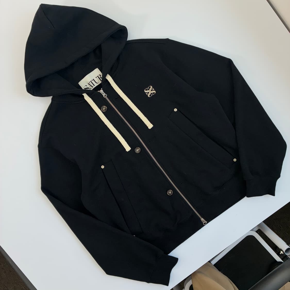 Satur 세터 테오 코튼 올데이 아플리케 후드티 상품이미지2