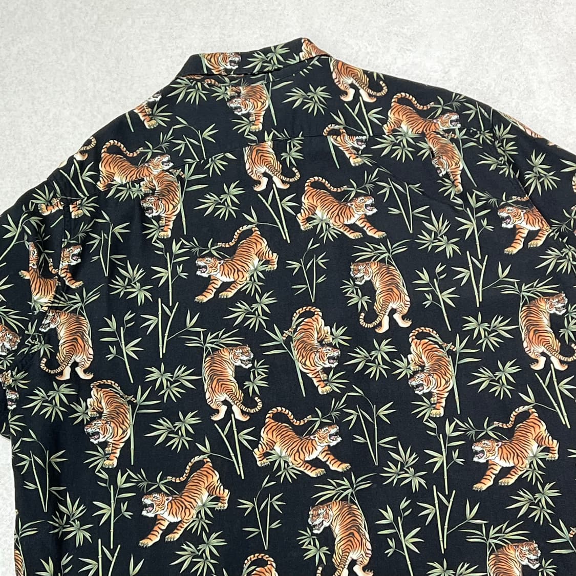 아웃스탠딩 타이거패턴 반팔셔츠 s10440 상품이미지4