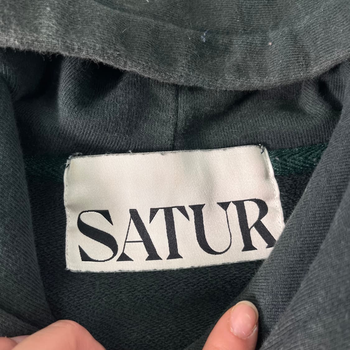 95 세터 아플리케 리벳 카키 후드티 상품이미지3