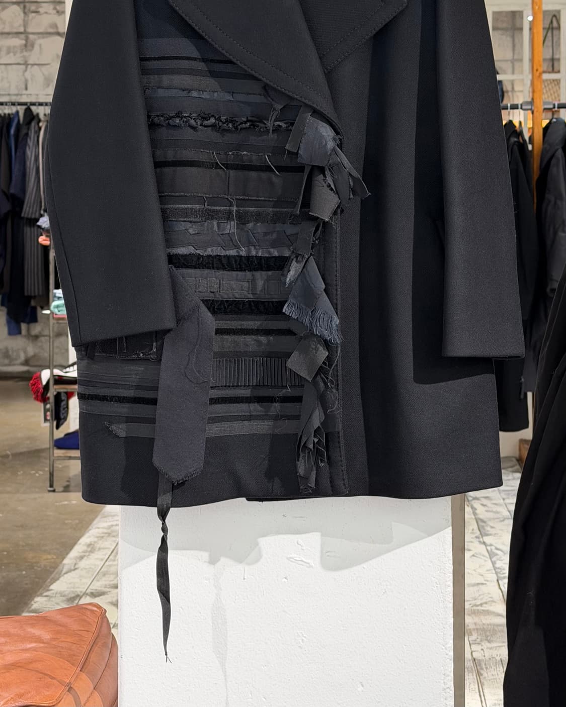 n21 블랙 리본 디테일 오버사이즈 코트 상품이미지5