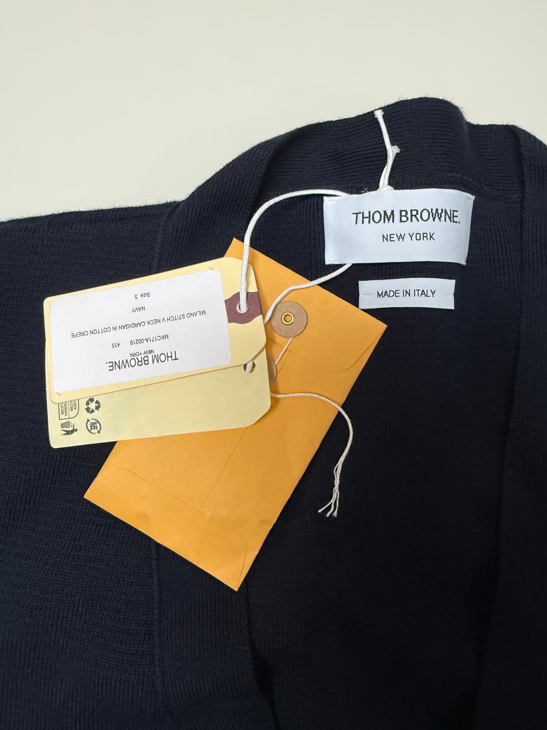 톰브라운 24fw 밀라노스티치 가디건 네이비 5 상품이미지4