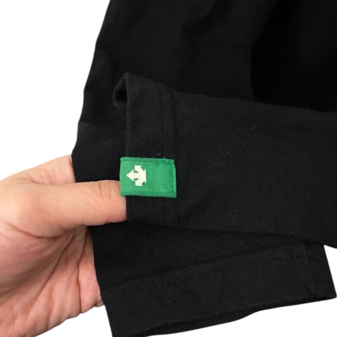 데상트 긴팔티 상품이미지3