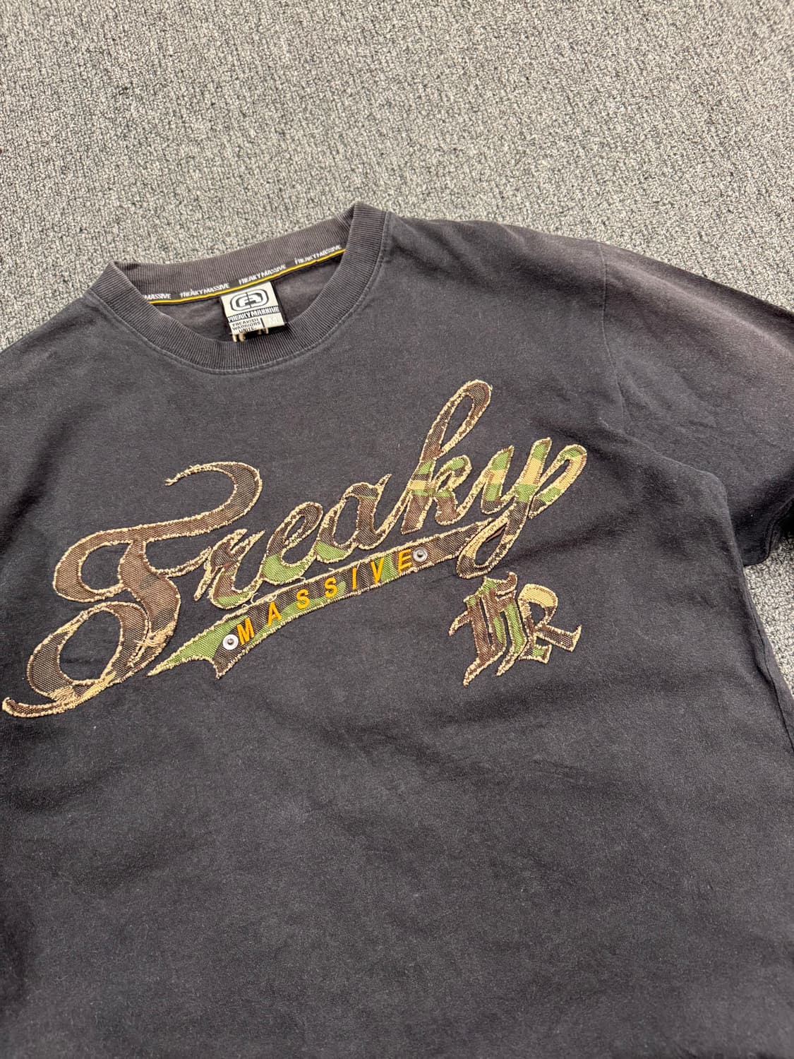 M)FREAK MASSIVE 빈티지 카모 레터링 롱슬리브 상품이미지2