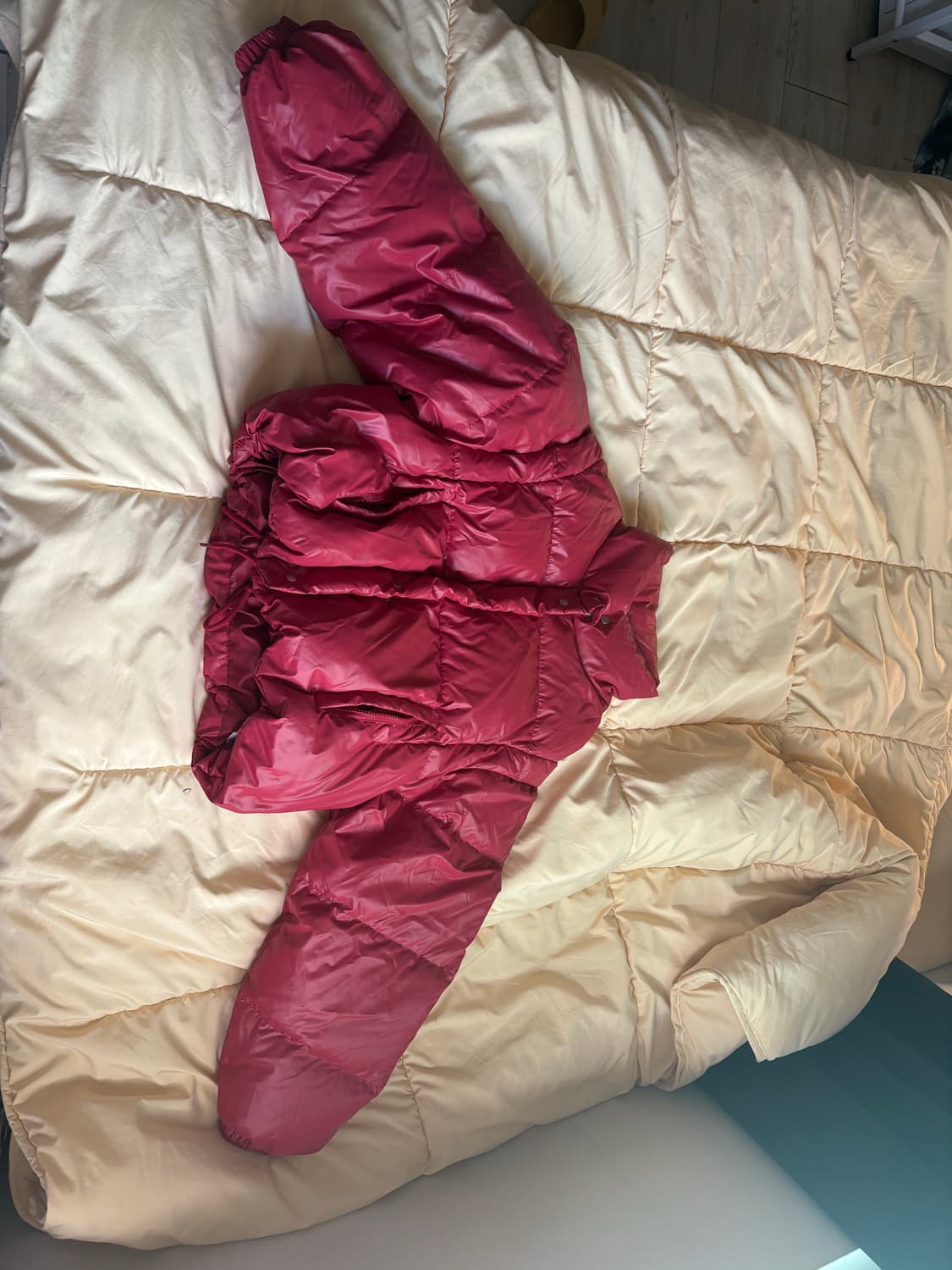 미네랄 레드 패딩 2 way puffer 상품이미지1