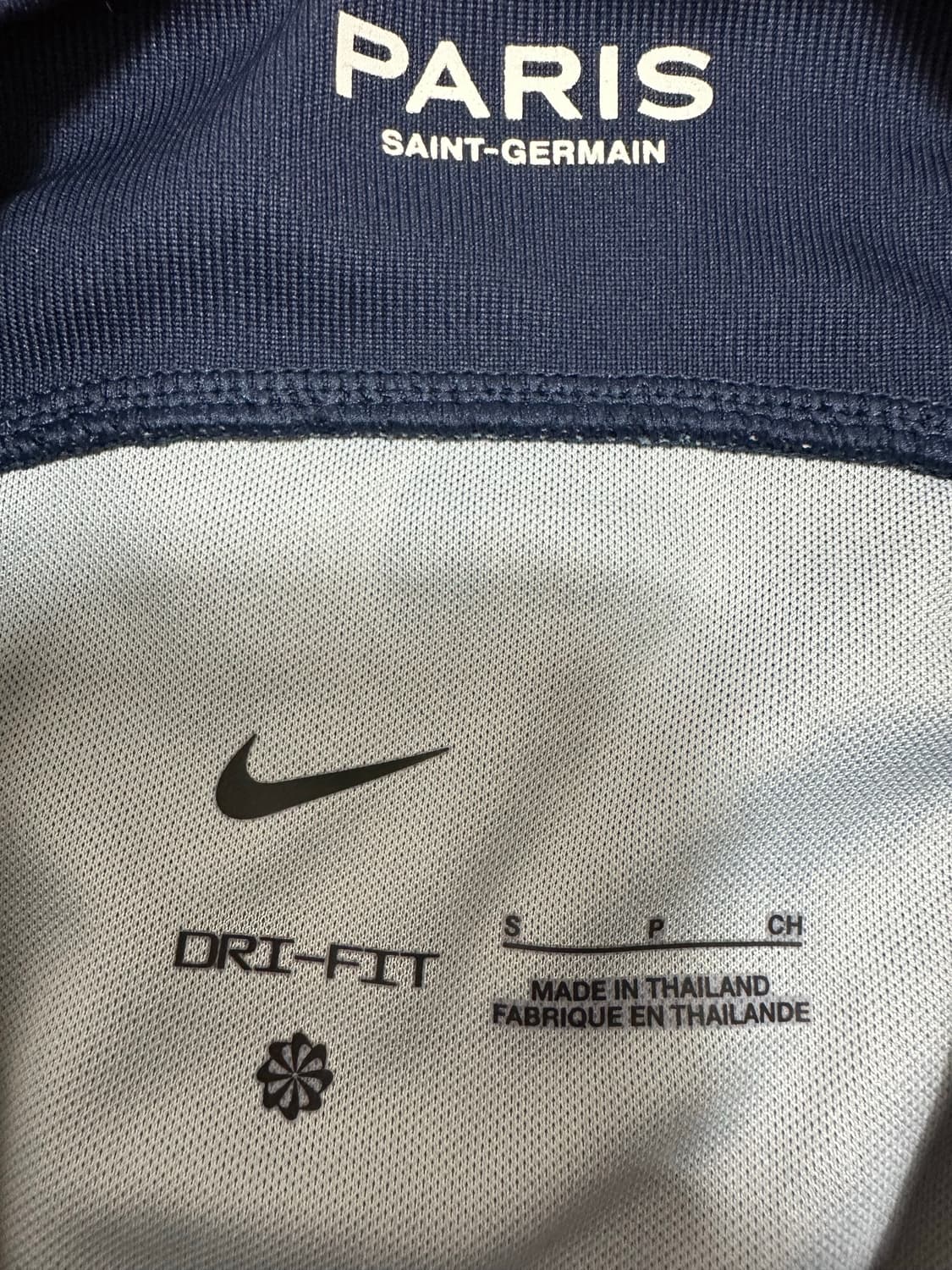 나이키 파리생제르망 23-24 홈 유니폼 상품이미지5