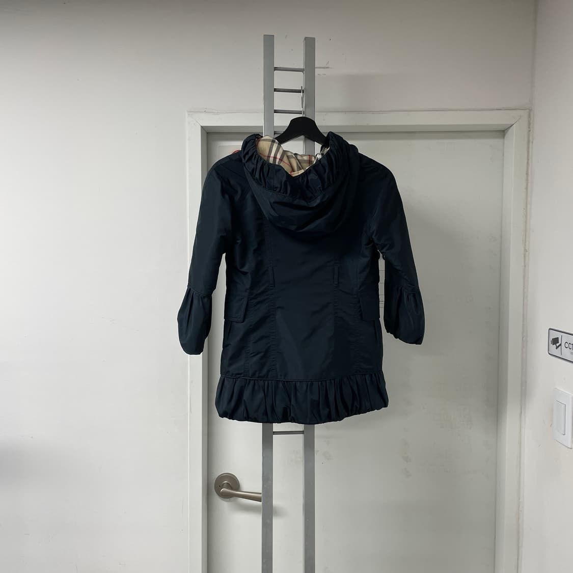 버버리 후드 자켓 네이비 8A(W) 상품이미지5