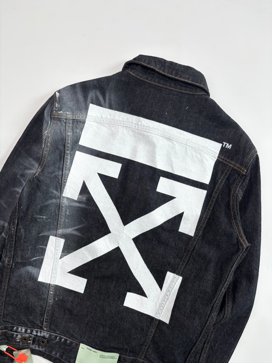 Off White 오프화이트 애로우로고 흑청 데님 자켓 상품이미지1