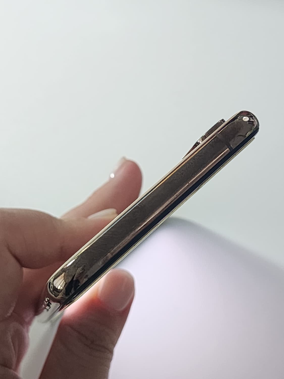 아이폰 XS 골드 256GB 상품이미지4