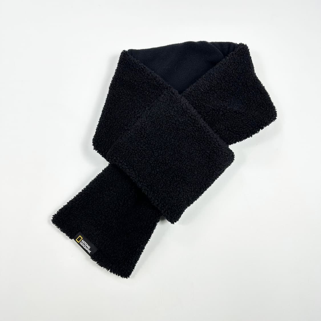 내셔널지오그래픽 블랙 후리스 목도리 상품이미지1