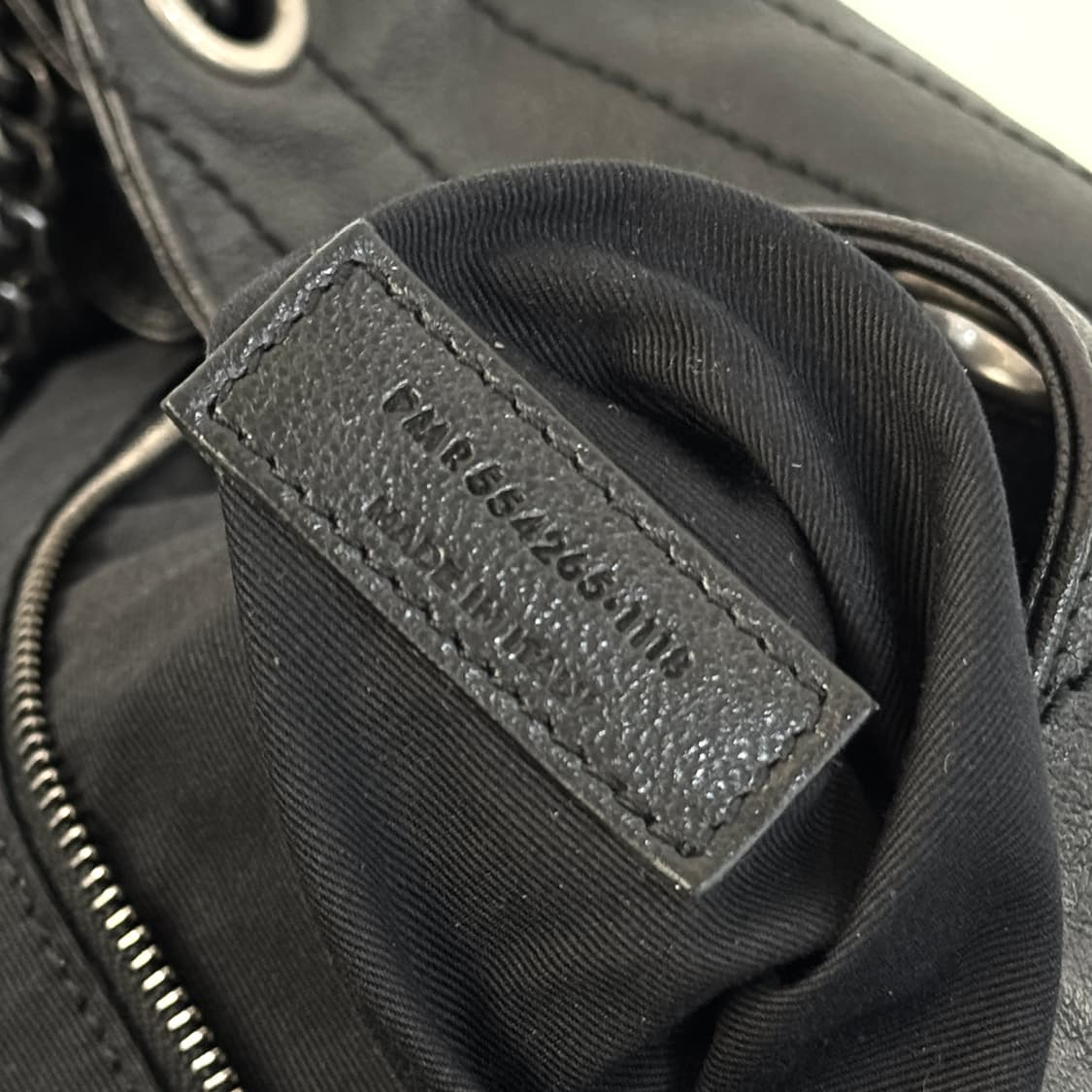 [정품] 입생로랑 니키백 미디움 블랙 신형 상품이미지10