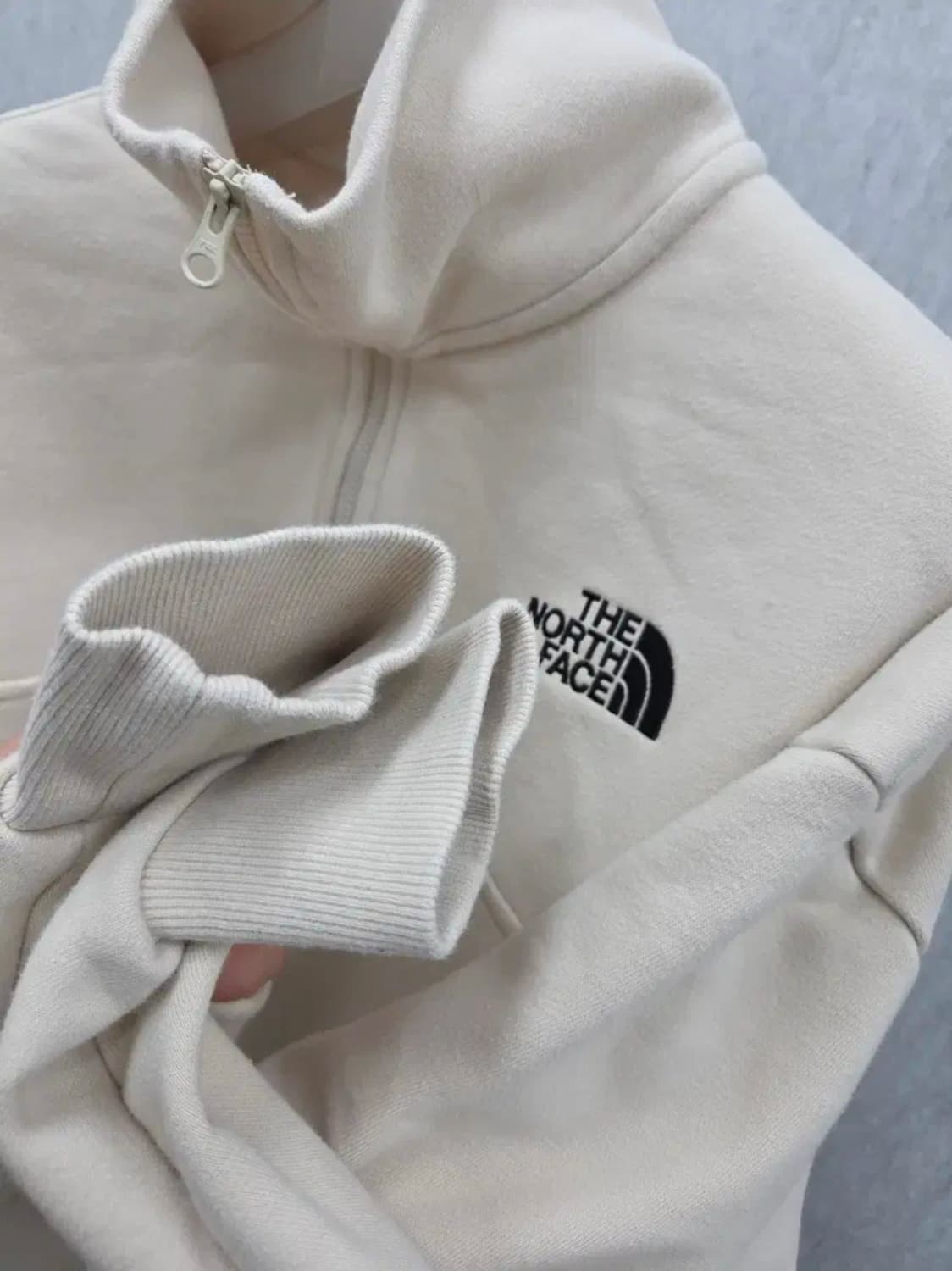 여성 92 노스페이스 반집업 크롭 긴팔 상품이미지7