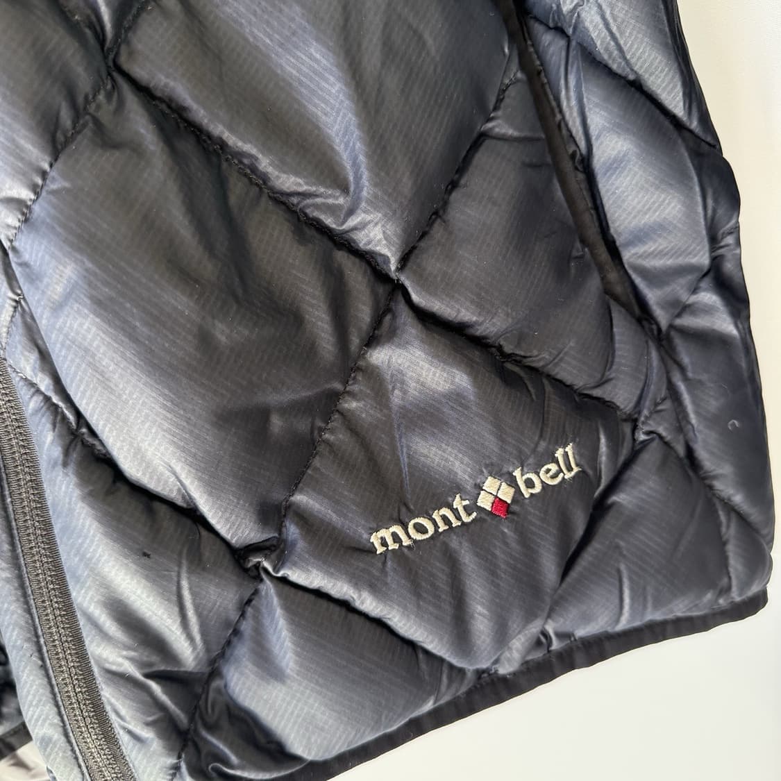 10s 몽벨 경량패딩 블랙 상품이미지2