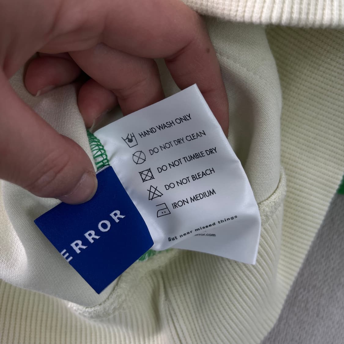 100 아더에러 나그랑 오버 후드티 상품이미지6