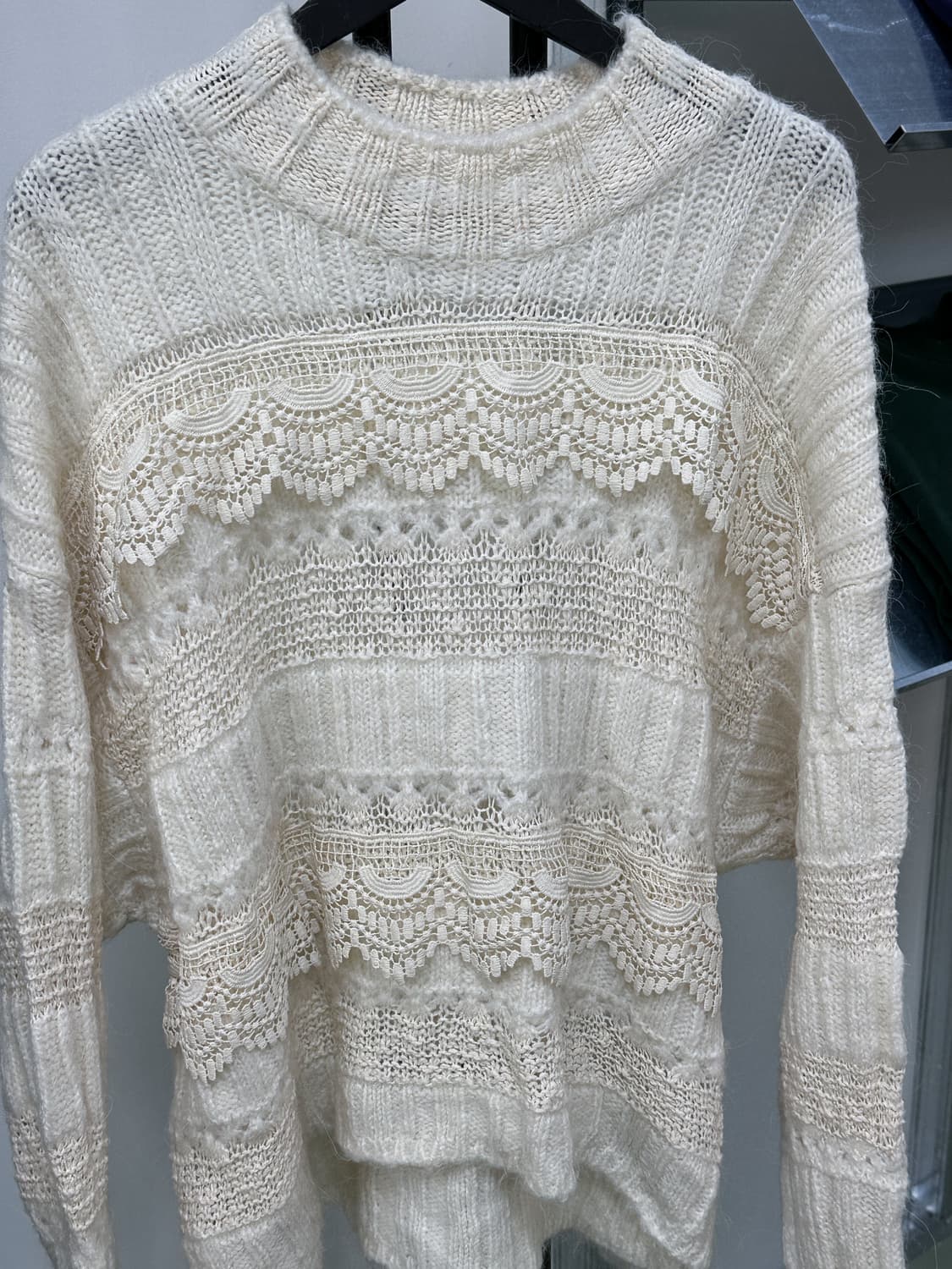 zara ivory lace half neck oversized knit 상품이미지4