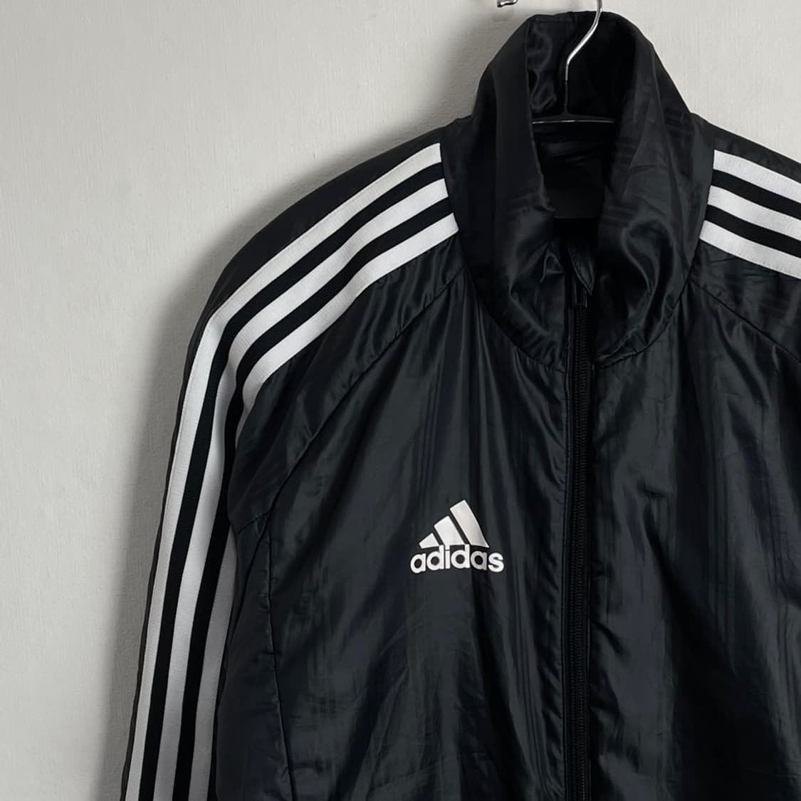 아디다스 빅로고 바람막이 상품이미지4