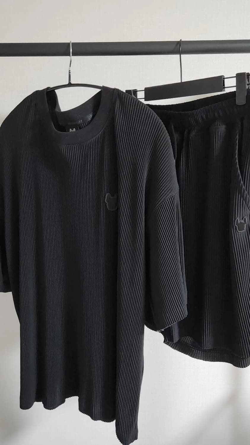 [LifeWork] 플리츠 반팔, 반바지 셋업 상품이미지1