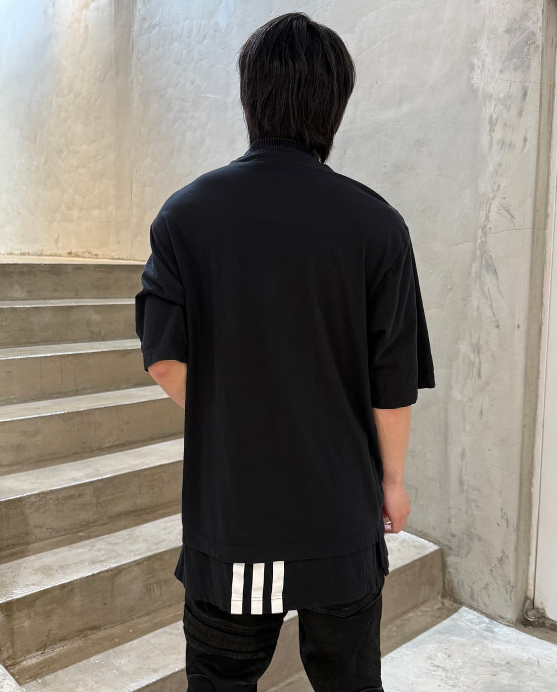 Y-3 아디다스 x 요지 야마모토 모크넥 로고 반팔 티셔츠 상품이미지2